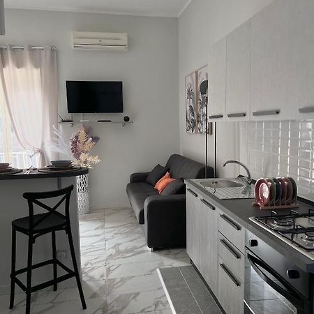 La Casa Di Ale 69 Apartment Napoli Ngoại thất bức ảnh