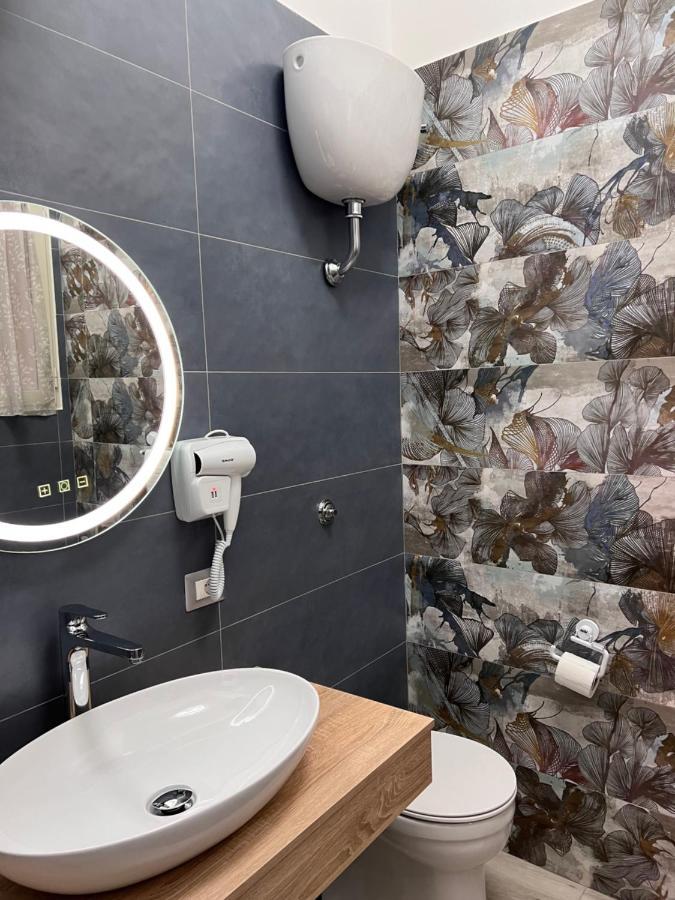 La Casa Di Ale 69 Apartment Napoli Ngoại thất bức ảnh